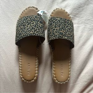 New Old Navy Espadrille Slide Sandal Shoe 9